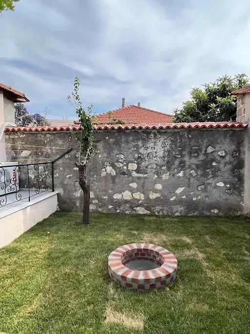 Villa Kanai Konuk & Zeytin Evi Dikili