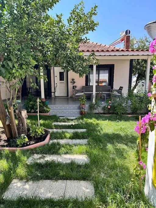 Kanai Konuk & Zeytin Evi Dikili